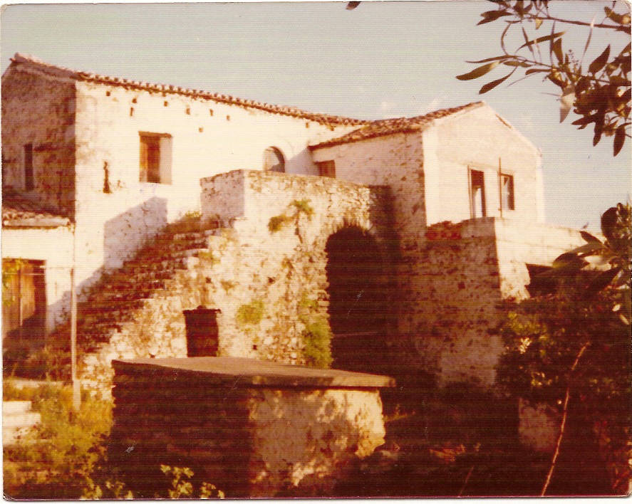 Old village house for renovation near Gythio - SoPLA731