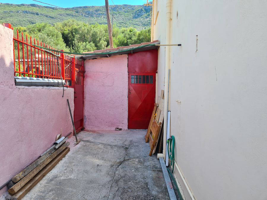 Detached two family home in Mani - HaGRMA658