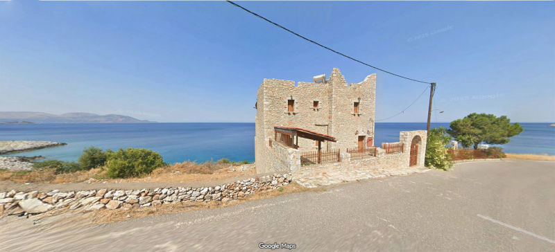 Sea front stone house in Mani - ViKO778
