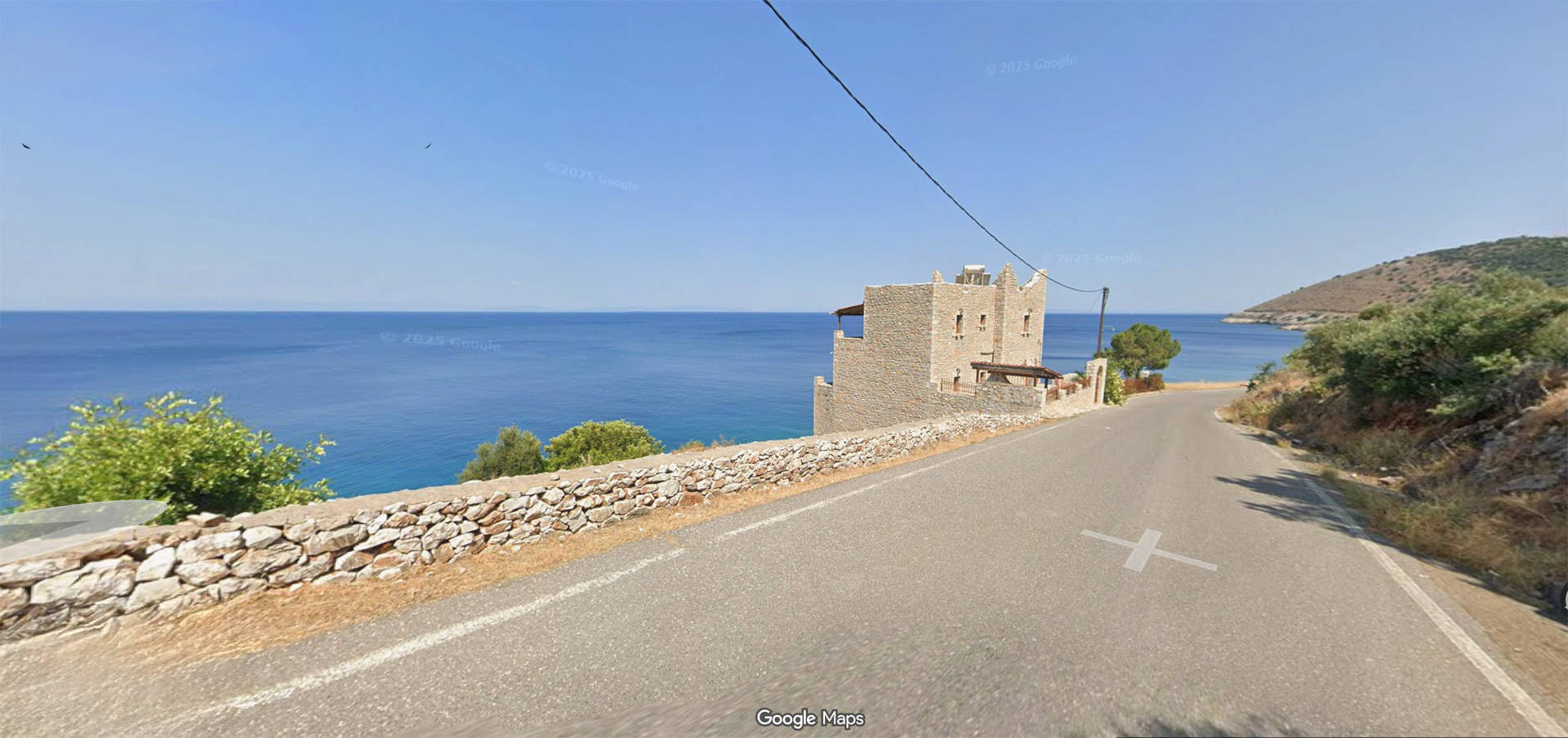 Sea front stone house in Mani - ViKO778