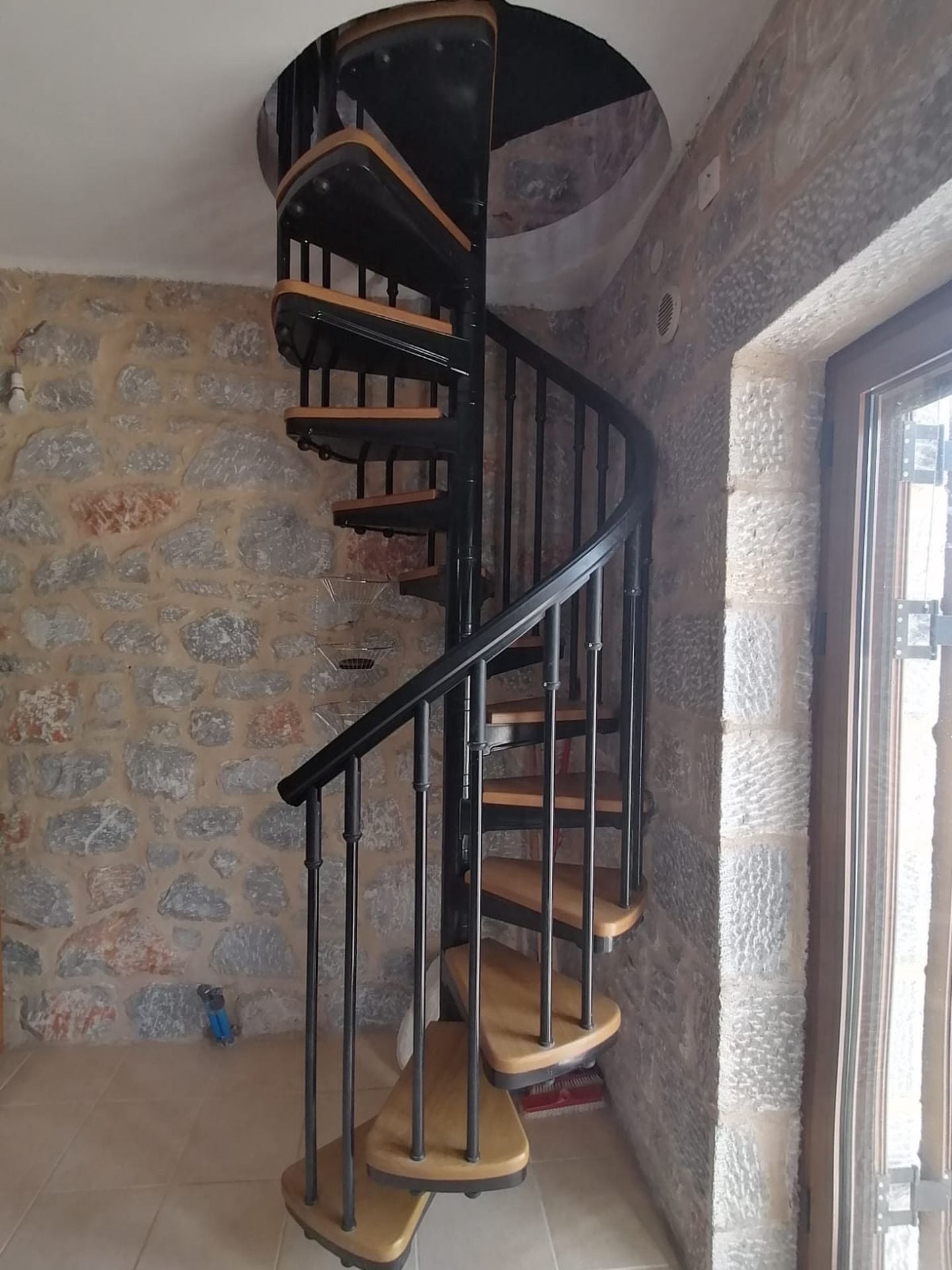 Traditional Stone House in Deep Mani, near Gerolimenas - HaKER551