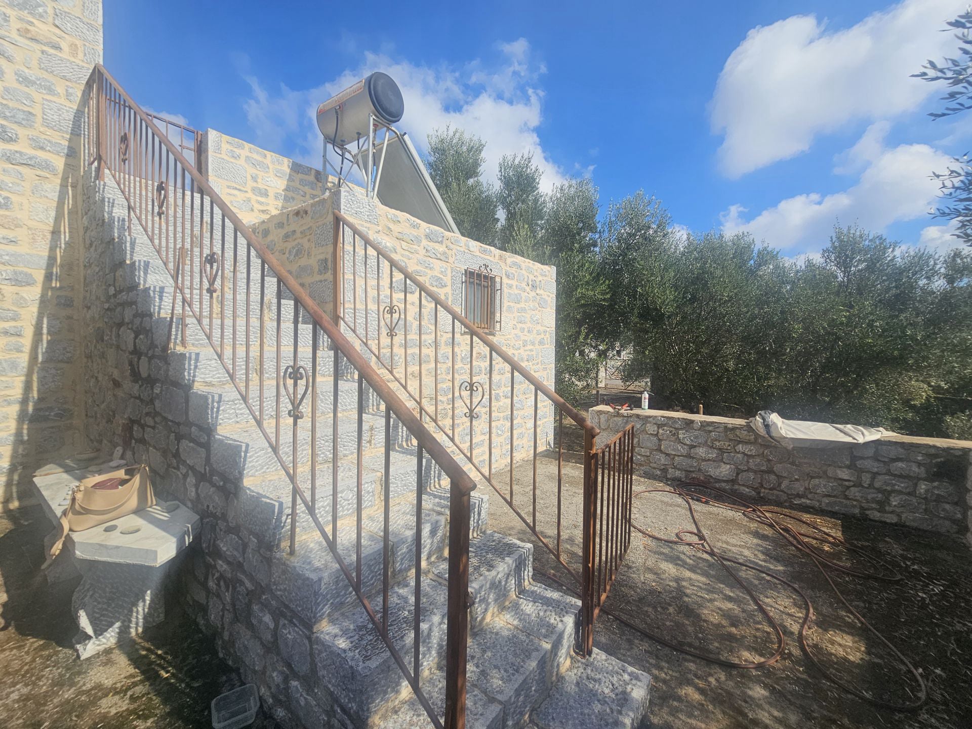 Traditional Stone House in Deep Mani, near Gerolimenas - HaKER551