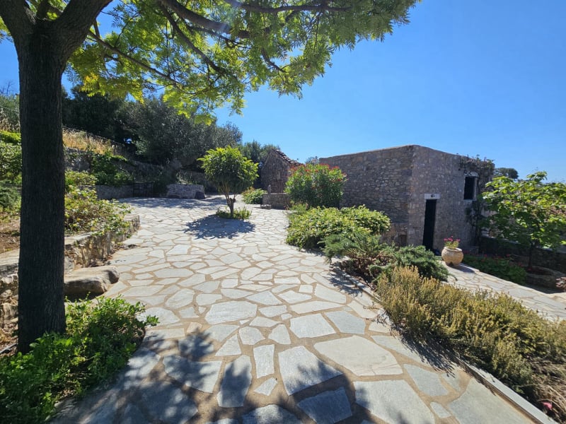 The beautiful garden behind of the houses