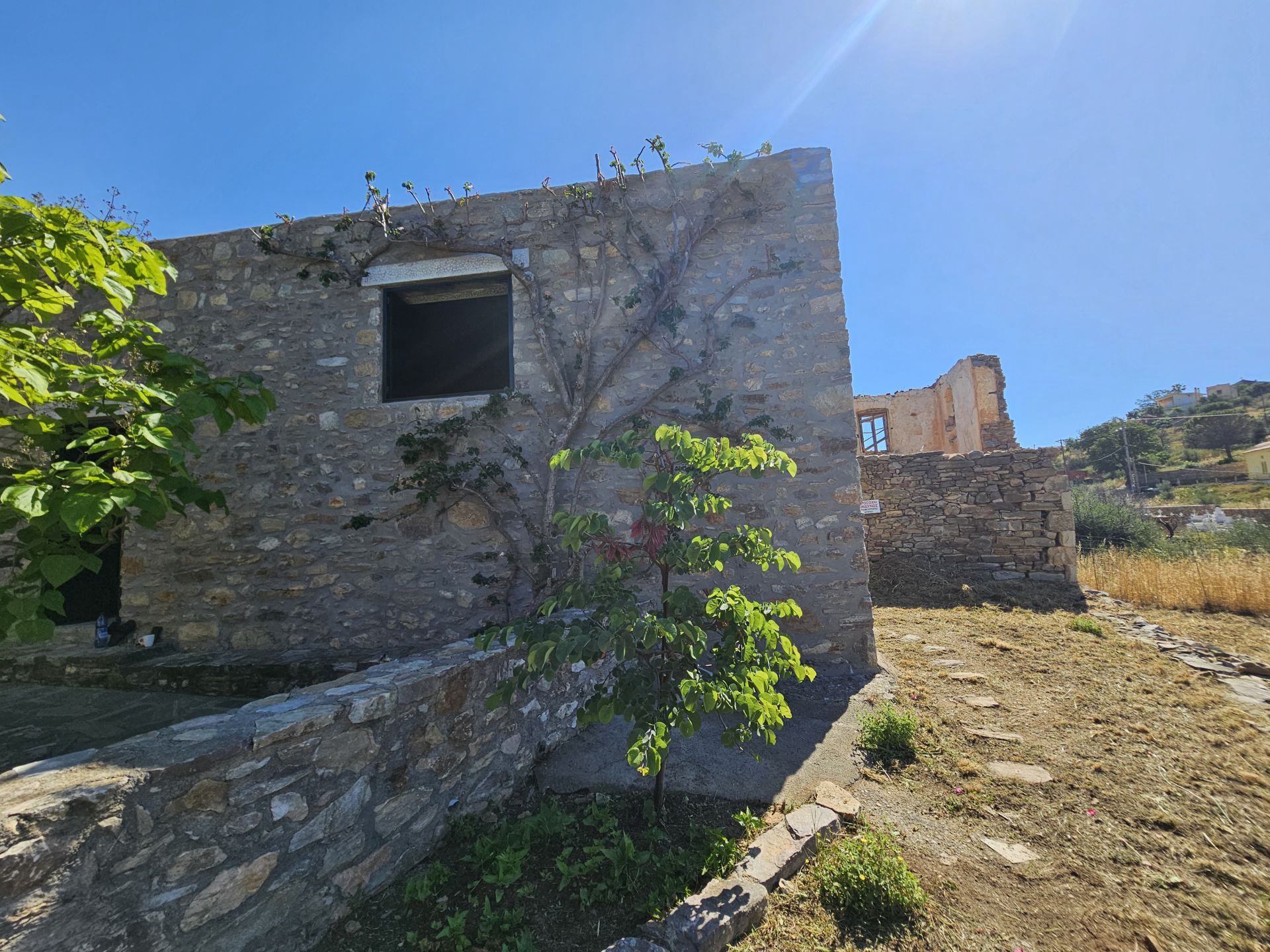 The semi-renovated house