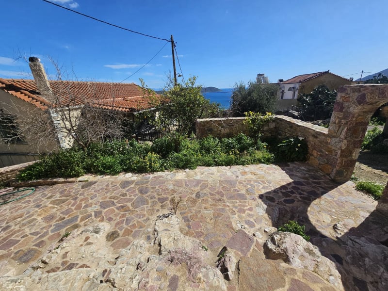 Renovated historical residence with sea views in Mani - SoSKT709