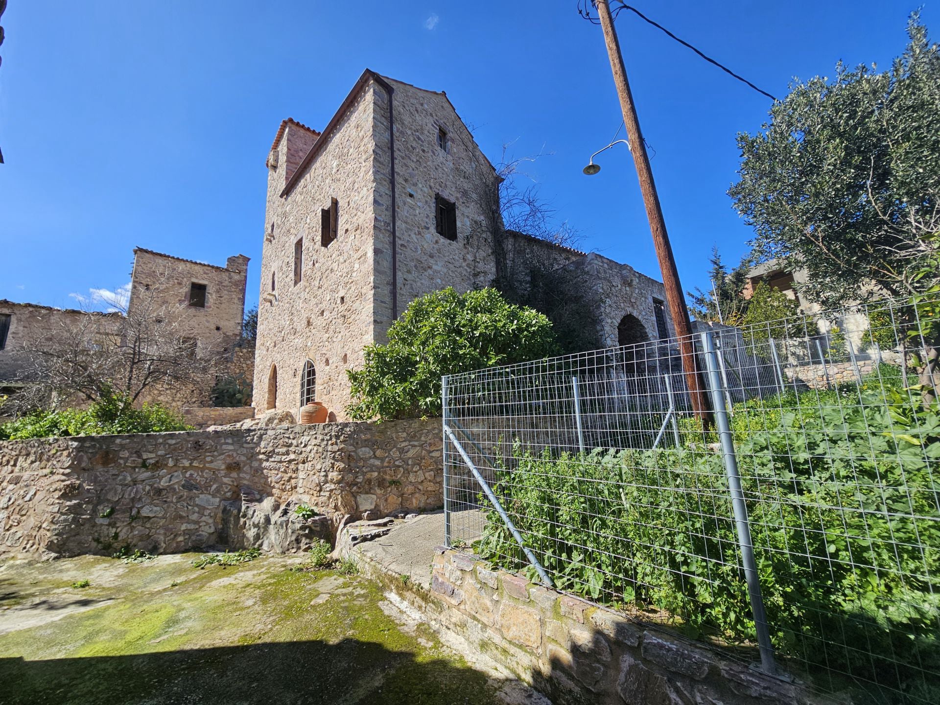 Renovated historical residence with sea views in Mani - SoSKT709